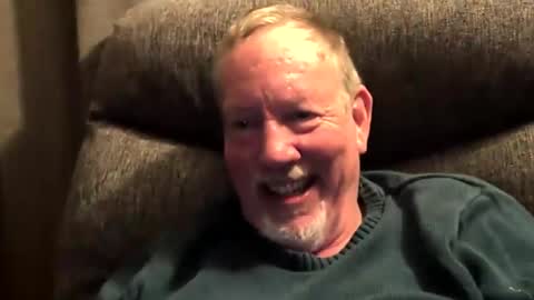 Snapshot of monkeedance chatting on January 11, 6:35 am Monkee Dance online show from January 11, 6:35 am