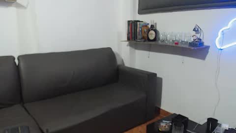 Snapshot of monkey_uchiha77 chatting on February 15, 12:54 pm simon dice online show from February 15, 12:54 pm