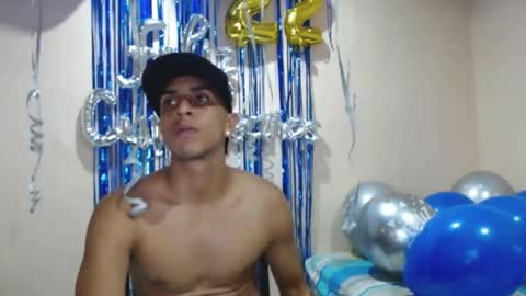 Snapshot of monkey_uchiha77 chatting on September 13, 12:21 am simon dice online show from September 13, 12:21 am