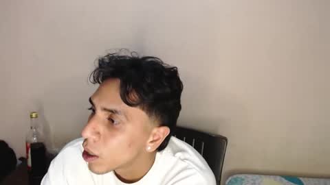 Snapshot of monkey_uchiha77 chatting on September 21, 12:23 am simon dice online show from September 21, 12:23 am