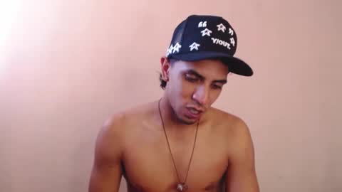 Snapshot of monkey_uchiha77 chatting on October 18, 7:03 pm simon dice online show from October 18, 7:03 pm