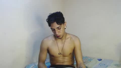 Snapshot of monkey_uchiha77 chatting on October 22, 2:34 am simon dice online show from October 22, 2:34 am