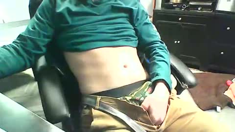 monkeypants0 online show from April 1, 4:37 pm