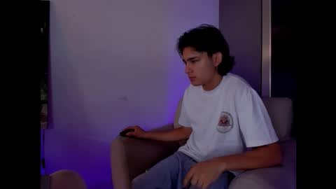 monky_0002 online show from March 2, 1:07 pm