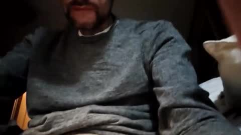 monrod2517 online show from March 18, 4:37 am