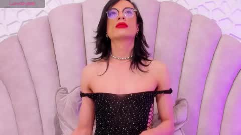 Linda Darling online show from December 17, 7:59 pm