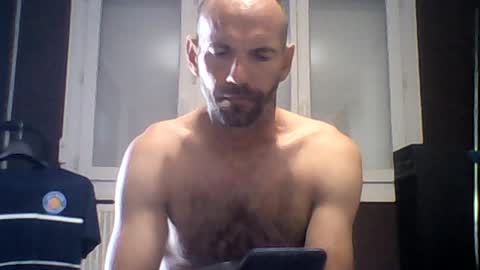 Snapshot of montmasse chatting on June 21, 5:32 am montmasse online show from June 21, 5:32 am