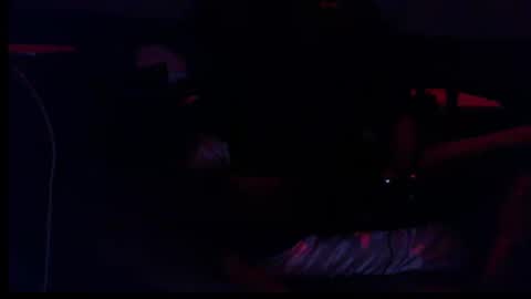 Snapshot of montydxxx2 chatting on October 29, 5:53 am montydxxx2 online show from October 29, 5:53 am