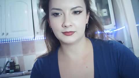 moodiemira online show from February 13, 5:42 pm