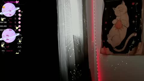 Roxy online show from May 12, 3:53 pm