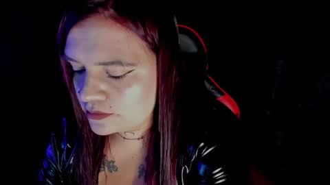 Snapshot of moon_dark520 chatting on June 12, 2:54 am Lilith online show from June 12, 2:54 am