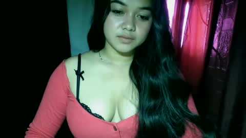 Snapshot of moon_of_desirexx chatting on October 1, 8:15 pm Joy online show from October 1, 8:15 pm