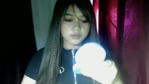 Snapshot of moon_of_desirexx chatting on October 5, 8:29 pm Joy online show from October 5, 8:29 pm