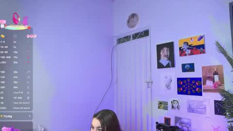 Snapshot of moon_pixie chatting on June 5, 5:47 am MoonPixie online show from June 5, 5:47 am