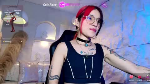 Snapshot of moon_red_r chatting on May 1, 8:13 pm Moon online show from May 1, 8:13 pm