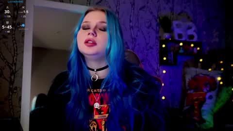 Emilia online show from February 7, 3:08 pm