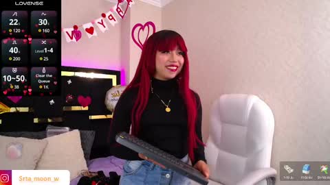 Snapshot of moon_water__ chatting on February 19, 11:17 am Moon Water online show from February 19, 11:17 am