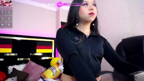 Snapshot of moon_water__ chatting on September 29, 11:48 am Moon Water online show from September 29, 11:48 am