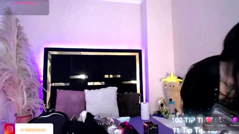 Snapshot of moon_water__ chatting on November 12, 10:04 am Moon Water online show from November 12, 10:04 am