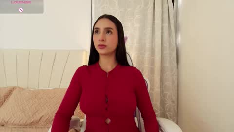 Snapshot of moonbrunettee chatting on November 25, 9:48 pm moonbrunettee online show from November 25, 9:48 pm