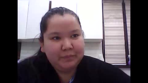 Snapshot of mooned_astrid chatting on November 4, 5:56 pm mooned_astrid online show from November 4, 5:56 pm
