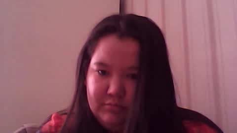 Snapshot of mooned_astrid chatting on November 24, 10:15 am mooned_astrid online show from November 24, 10:15 am