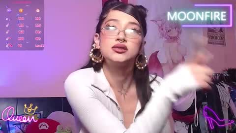 Nicky  online show from January 8, 12:35 am