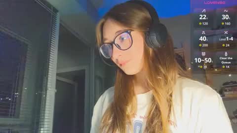 Snapshot of moonlight__lovers chatting on September 12, 7:14 pm Dana online show from September 12, 7:14 pm