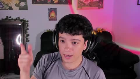 Clove online show from January 9, 4:26 am