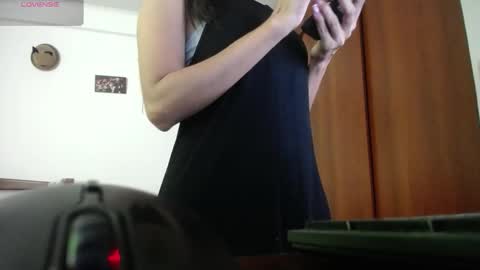 moonlunita online show from February 10, 7:40 pm