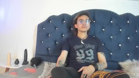 Snapshot of moonn_fox chatting on October 4, 8:07 pm Moon online show from October 4, 8:07 pm