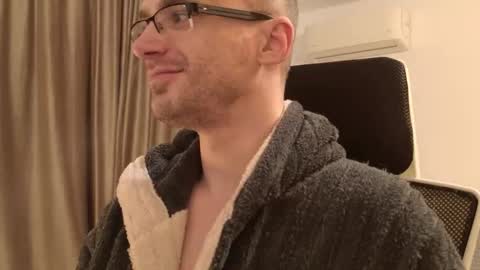 Moonsire online show from February 8, 7:39 pm