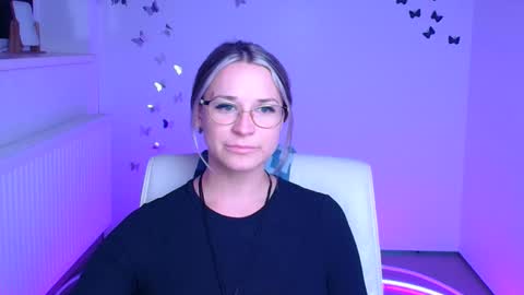 Susanna online show from January 18, 12:09 pm