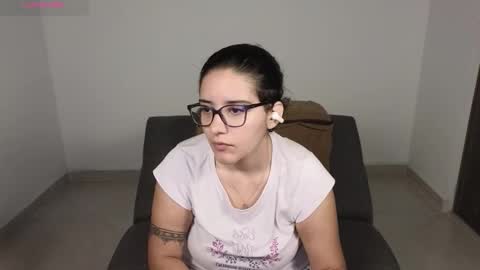 Moon Woman online show from October 20, 3:18 am