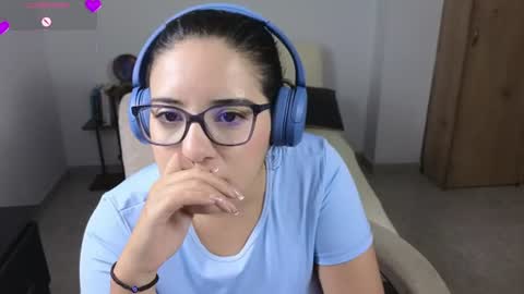 Moon Woman online show from July 22, 4:04 am