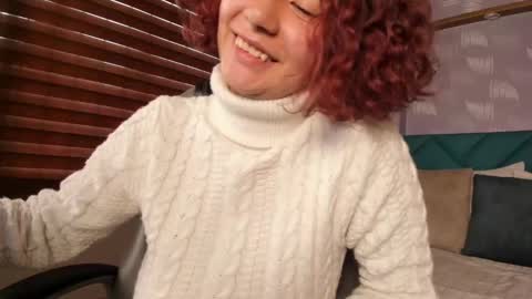 Snapshot of moony_14 chatting on January 10, 10:04 pm Michelle online show from January 10, 10:04 pm
