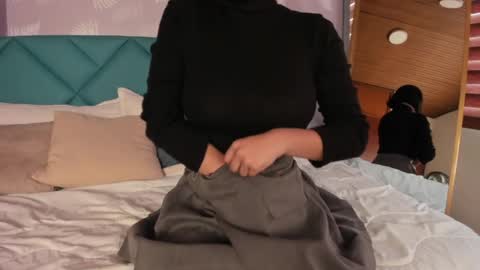 Snapshot of moony_14 chatting on January 14, 12:45 pm Michelle online show from January 14, 12:45 pm