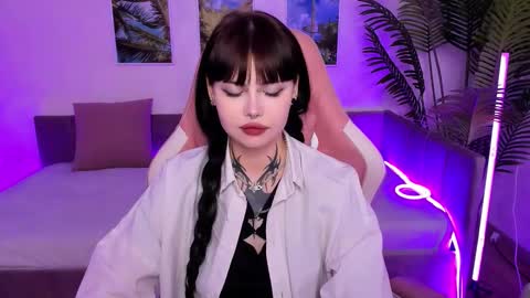Snapshot of morana_batt chatting on October 4, 8:45 am Morana online show from October 4, 8:45 am