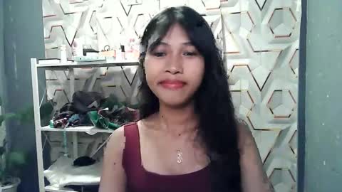 Snapshot of morenang_pinay chatting on December 1, 12:54 pm morenang_pinay online show from December 1, 12:54 pm