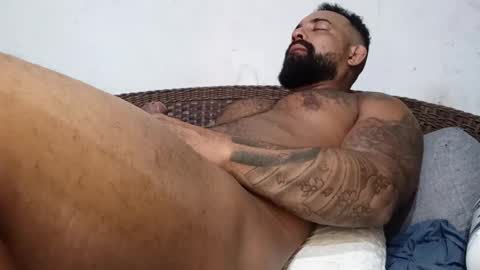 Snapshot of moreno_lutador chatting on March 8, 4:12 am John john online show from March 8, 4:12 am