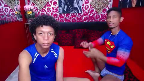 duohot23 online show from May 26, 11:34 pm