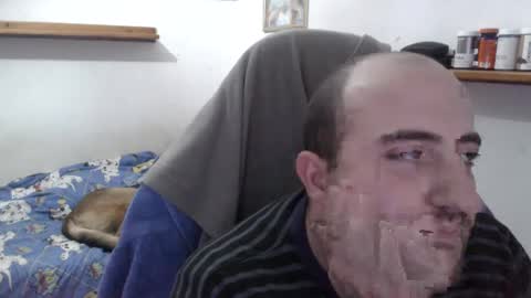 Snapshot of morenoch19 chatting on December 21, 5:07 pm alejo online show from December 21, 5:07 pm