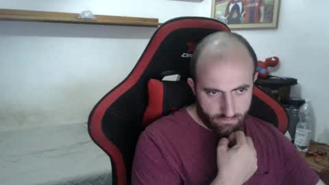 Snapshot of morenoch19 chatting on November 7, 5:46 pm alejo online show from November 7, 5:46 pm