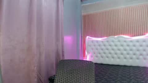 hardmorenoxx online show from July 2, 4:02 pm