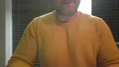 Snapshot of morepassion4u chatting on October 18, 9:15 pm morepassion4u online show from October 18, 9:15 pm