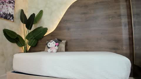  Morgan  online show from January 23, 6:14 pm