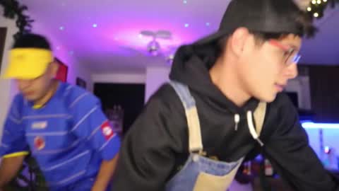 Snapshot of morgan_hiller chatting on February 24, 1:35 am   online show from February 24, 1:35 am