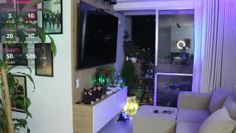   online show from June 21, 1:08 am