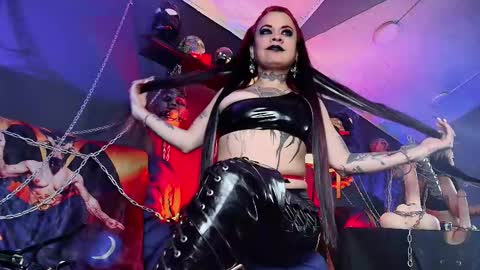 Snapshot of morganacrowley_ chatting on November 21, 12:15 pm Morgana online show from November 21, 12:15 pm