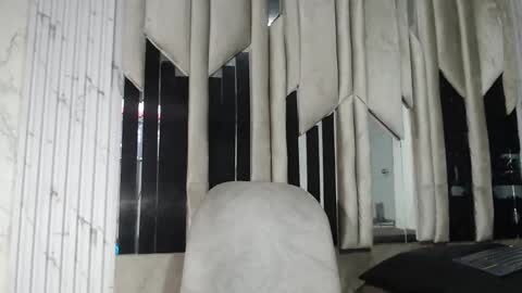 Snapshot of morganandmegan chatting on December 4, 11:19 am MORGAN AND MEGAN online show from December 4, 11:19 am